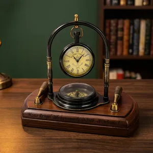 Horloge de bureau nautique vintage personnalisée avec boussole, horloge en métal antique sur base en bois, gravure personnalisée, marine, bureau - Product Image 4