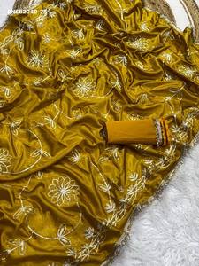 Sari de seda brillante de la mejor calidad con trabajo de cinta Jaal - Colección de blusas de seda Banglori, exportador de moda femenina, proveedor indio - Product Image 5