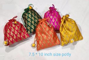 Sacs potlis traditionnels pour femmes, multicolores, pour fruits secs, pour mariage, pooja, cadeaux, fêtes indiennes, cadeaux pour l'Aïd. - Product Image 2