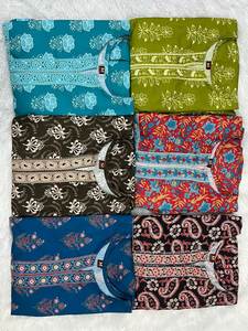 Colección de Lujo Ligera con Estampado Floral, Estilo TOP/Kurta Hecha a Mano, con Jegging, Ideal para Oficina y Uso Diario - Product Image 6