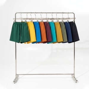 Shorts pour hommes en gros directement de l'usine, shorts de sport légers et amples pour l'été, pour la course à pied, séchage rapide, confortables - Product Image 1