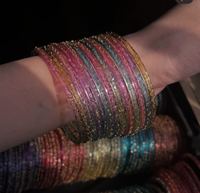 Ensemble de bracelets cachemiriens élégants de haute qualité au design goutte de pluie, bijoux ethniques traditionnels tendance, pierres de cristal, imitation perle, pour mariée