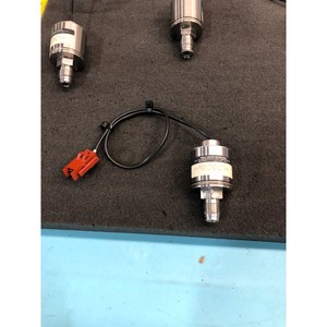 เซ็นเซอร์ความแม่นยำสูง UE รุ่น E36W-H42 จำนวน 4 ชิ้น - อุปกรณ์และอะไหล่เซมิคอนดักเตอร์ระดับโลกที่เชื่อถือได้ - Product Image 1
