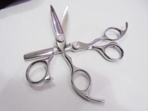 Tijeras profesionales de peluquero para corte y adelgazamiento, 6 pulgadas, 440-C - Product Image 2