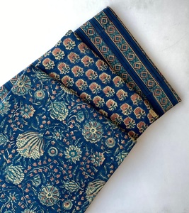 Proveedor de Tela de Algodón Indio Hecha a Mano al por Mayor, Tela Sanganeri con Estampado a Bloque, Material en Bruto para Vestidos, Pedidos al por Mayor - Product Image 3