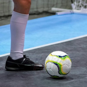 Ballon de Futsal Professionnel de Haute Qualité pour Entraînement Intérieur/Extérieur avec Revêtement Durable, Conception Écologique et Rebond Contrôlé - Product Image 5