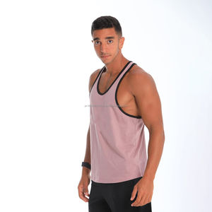 Débardeur de sport personnalisé pour homme en polyester et maille spandex avec logo personnalisé pour la musculation - Product Image 4