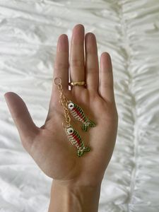 Porte-clés élégant fait main avec broderie perlée, motifs traditionnels et artisanat décoratif de qualité supérieure - Product Image 1