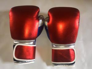 Guantes de Boxeo de Cuero Vacuno con Bordado Personalizado para Propietarios de Gimnasios, Clubes, Distribuidores Mayoristas, Entrenamiento, Sparring, Muay Thai - Product Image 2