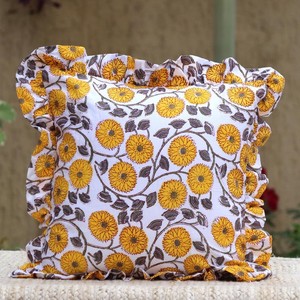Fundas de Cojín Decorativas Rectangulares Estilo Bohemio Indio, Hechas a Mano con Estampado Floral y Volantes, Fundas Decorativas para Almohadas - Product Image 3