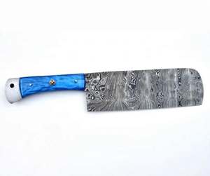 Utensilio de Cocina Artesanal de Acero de Damasco para Cortar, con Mango de Resina Azul y Diseño de Mosaico - Product Image 4