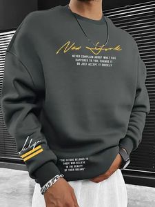 เสื้อสเวตเชิ้ตคอกลมสีเทาเข้มสำหรับผู้ชาย พิมพ์ลายคำคมนิวยอร์ก ทรงปกติ สวมใส่สบายๆ สำหรับฤดูใบไม้ร่วง - Product Image 1