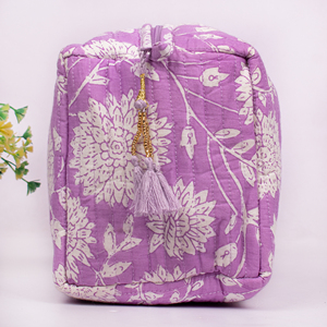 Hermosa Bolsa de Maquillaje de Lujo Hecha a Mano con Estampado Floral Acolchado de Algodón para Mujer, Bolsa Organizadora de Cosméticos Promocional para Viajes - Product Image 4