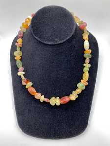 Luxurious Latest Handcrafted Custom Best Quality High Polished Beautiful Fashion Resin Beads Necklace for Women From India. - Product Image 2