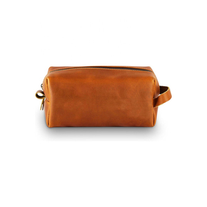 Trousse de Toilette en Cuir Rectangulaire Classique avec Fermeture Éclair en Laiton Durable pour Articles de Toilette - Product Image 6