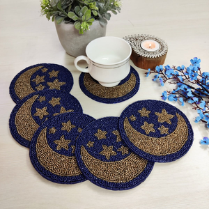Juego de Posavasos de Té Hechos a Mano con Cuentas, Redondos, Elegantes, en Dorado, Negro, Blanco y Verde, Decoración de Mesa para Té y Café, por Creative Art Zone - Product Image 1