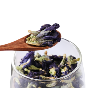 Fleurs de pois papillon séchées biologiques premium sélectionnées à la main, Lam Dong Vietnam, fleurs entières de qualité supérieure, pureté élevée, bleu naturel, commande en gros - Product Image 1