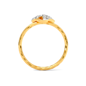 Bague à grappe florale à trois pétales en diamant de culture - Product Image 1