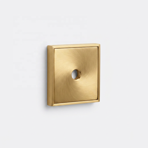 Poignée de meuble carrée moderne en laiton massif, finition dorée, durable, pour armoire de cuisine, maison, bureau, commode, ou comme poignée de porte. - Product Image 1