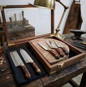 Juego de Cuchillos de Chef Hechos a Mano de Acero Inoxidable con Mangos de Madera Oscura y Funda de Cuero, Juego de Cinco Cuchillos para Camping y Supervivencia - A&M Enterprises - Product Image 3