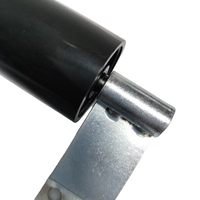 Guide d'entrée pour volet roulant en alliage d'aluminium avec embout de 250/300 mm et guide d'entrée pour lamelles de 77 mm