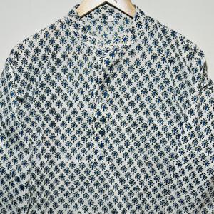 Kurta Corta de Manga Larga Azul Claro 100% Algodón de Alta Calidad para Hombre |   Kurta Étnica Informal Premium con Estampado Floral Hecho a Mano - Product Image 2