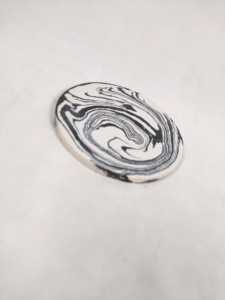 แผ่นรองจานหินอาเกตสีน้ำเงินหรูหราเป็นมิตรกับสิ่งแวดล้อมพร้อมลายเงิน/ทอง ขายส่ง |   แผ่นรองจานหินทรงกลมขนาด 300 มม. จากอินเดีย - Product Image 6