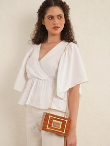 Bolso rectangular de madera personalizado con decoración de latón en el lateral y diseño único para niñas, a un precio económico y asequible por UO. - Product Image 5