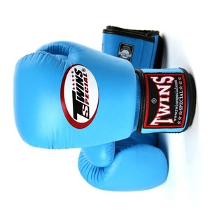 Gants de boxe professionnels sur mesure en cuir bleu ciel, légers, pour combats professionnels MMA, pour adultes unisexes CP-BG-156 - Product Image 6