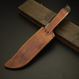 Cuchillo Bowie hecho a mano de acero de Damasco y cobre con mango de resina, ideal para EE. UU. y la UE, con grabado de logotipo personalizado, OEM y marca privada. - Product Image 4