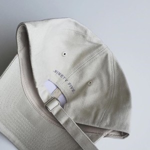 Gorra de Béisbol Negra de 6 Paneles con Logotipo NF Bordado en Blanco en la Parte Delantera, Unisex, Casual, Ajustada, para las Cuatro Estaciones, Material de Hilo de Algodón - Product Image 5