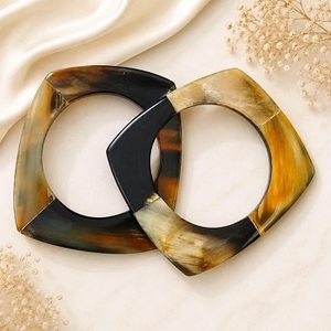 Brazaletes de Cuerno de Búfalo Natural Hechos a Mano, Ecológicos y de Primera Calidad, Forma Personalizada, Uttar Pradesh, para Mujeres y Niñas - Product Image 4