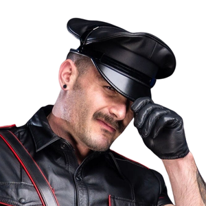 Casquette en cuir pour motard avec visière mate, en cuir véritable de qualité supérieure, coupe structurée, style club classique - Product Image 2