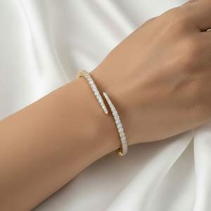 กำไลข้อมือเพชรทรงกลมแบบฝัง 2.072 กะรัต - Product Image 6