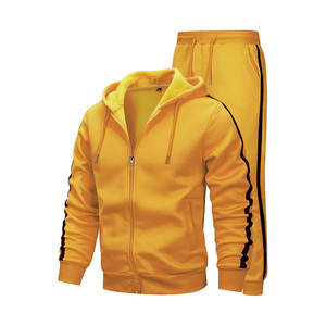 Conjunto Deportivo Informal para Hombre con Capucha Negra y Rayas Doradas, Cierre Completo, Color Sólido, Material de Poliéster y Algodón - Product Image 5