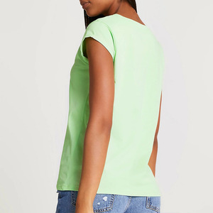 T-shirt moderne et tendance pour femme, coupe ample, style décontracté, prix abordable, avec personnalisation du logo, matière douce 2026 - Product Image 3