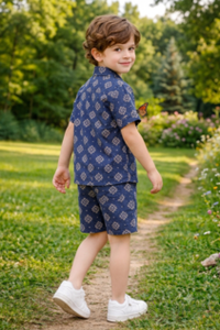 Ensemble de vêtements d'été pour garçon, bébé, tout-petit, bleu foncé, design de créateur, 2 pièces, pour tenue décontractée - Product Image 2