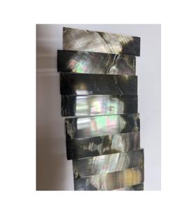 Incrustations de coquille de nacre noire de qualité supérieure et taille de feuille 20mm pour la décoration murale de la maison par Seashell Crafts - Product Image 2