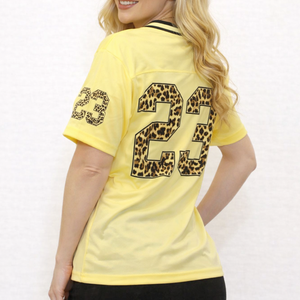 เสื้อเจอร์ซีย์อเมริกันฟุตบอลสีเหลืองลายเสือดาวสำหรับผู้หญิงขายส่ง – เสื้อแฟชั่นลำลองสุดฮิตสำหรับผู้ค้าปลีกและซัพพลายเออร์ - Product Image 5
