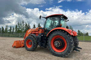 Tractor Agrícola MAVERICK M7-151 210HP 4WD con Transmisión por Engranajes y Bomba de Caja de Cambios - Suministro de Fábrica al por Mayor - Product Image 5