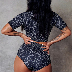 Haut de danse et de fitness pour femme à col montant, léger, respirant, en tissu extensible, collection 2026, tenue d'entraînement, service OEM, hauts pour femme - Product Image 2