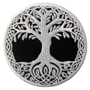 Parche Bordado Personalizado de Tela Chenille Colorida, con Logotipo Personalizado y Borde Termoconfeccionado para Ropa, Chaquetas, Jeans y Decoración - Product Image 5