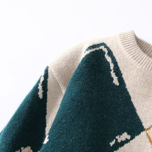 Pulls tricotés 100 % acrylique anti-boulochage et anti-plis pour hommes, à faible MOQ et prix compétitif, avec logo brodé personnalisé, pour l'hiver - Product Image 5