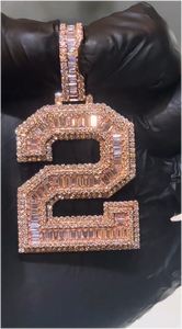 Colgante de Plata de Ley 925 Chapado en Oro Rosa con Incrustaciones de Moissanita Estilo Hip Hop de la Marca CONCEPTION con Certificación GRA - Product Image 3