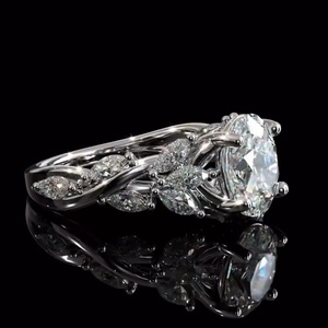 Anillo de Compromiso de Oro Rosa de 14K con Banda de Diamantes en Forma de Hoja Inspirada en la Naturaleza, Corte Ovalado de 2.00CT y Piedras Laterales Marquise, Certificado IGI, Moderno, para Mujer - Product Image 2