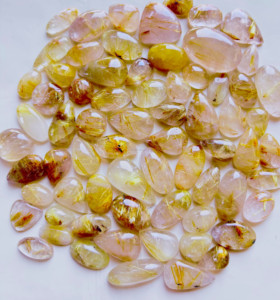 พลอยควอตซ์อัญมณีสังเคราะห์สีทองธรรมชาติ100% เจียระไนแบบหยาบเรียบแร่ควอตซ์เจียระไนสีทองสำหรับทำเครื่องประดับ - Product Image 1