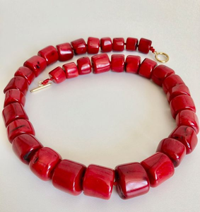 Collar de cuentas de resina de color rojo rosa de excelente calidad, artesanía en resina, color y tamaño personalizados, para regalo de boda o fiesta para mujeres. - Product Image 6