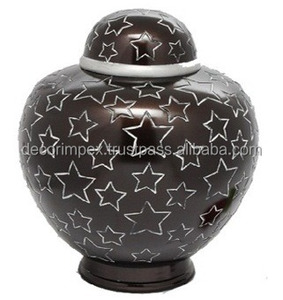 Nouvelle arrivée vente entière en laiton funéraire crémation urnes en métal crémation urne pour adulte humain funéraire cendres souvenir - Product Image 4