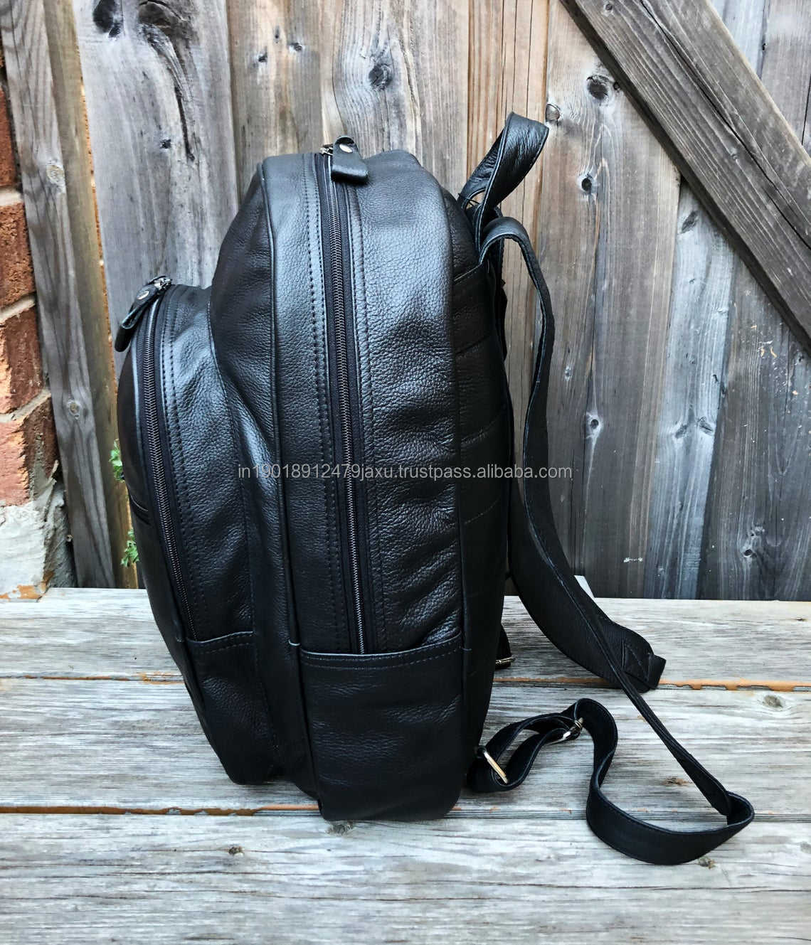 น้ำตาลดำ