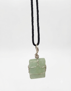 Collier pendentif en pierre d'aventurine verte naturelle, fait main, enroulé de fil, bijoux en cristal de quartz pour hommes et femmes - Product Image 5